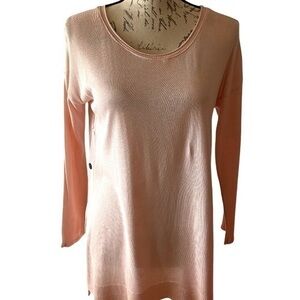 M. Rena Size M Lite weight Sweater